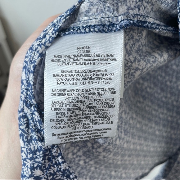 BCBGeneration Blouse Sz Large - Picture 6 of 13